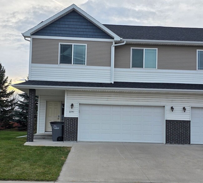 property at 2241 35th St S Cir