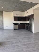 1818 L St, Unit 701 in Sacramento, CA - Building Photo - Building Photo