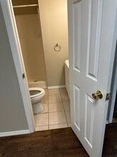 2563 Treasure Ct, Unit 2563 Basement apt in Decatur, GA - Foto de edificio - Building Photo