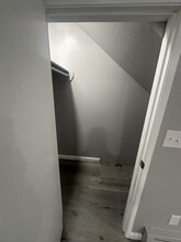 1410 Juneau St, Unit 4 in Anchorage, AK - Building Photo - Building Photo