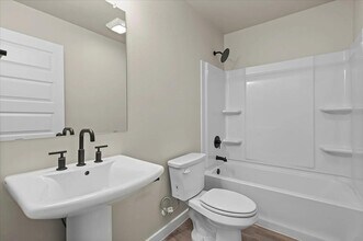 14509 Paris Ave in Lubbock, TX - Building Photo - Building Photo