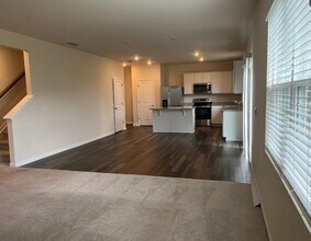3532 Pinnacle Peak Dr in Raleigh, NC - Building Photo - Building Photo