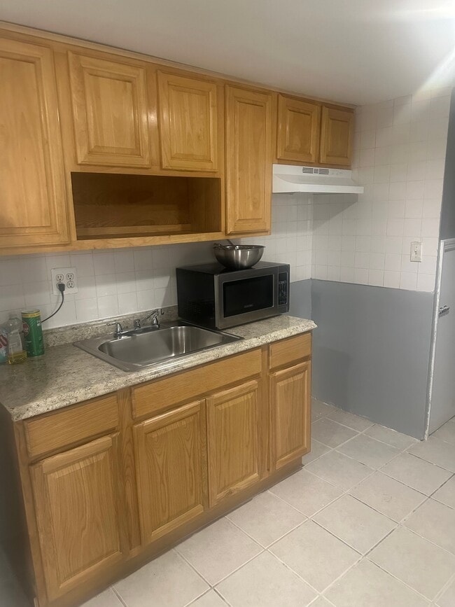 92 E 232nd St in Bronx, NY - Building Photo - Building Photo