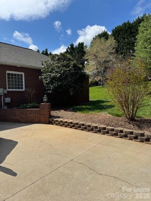 186 Chesterfield Dr in Taylorsville, NC - Building Photo - Building Photo