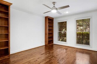 4153 Hyer St in Dallas, TX - Building Photo - Building Photo