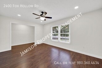 2400 Fox Hollow Rd in Mint Hill, NC - Building Photo - Building Photo