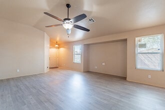 5409 S 15th Way in Phoenix, AZ - Building Photo - Building Photo