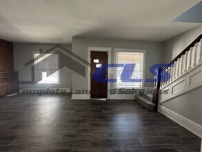 2206 N 11th St in Terre Haute, IN - Building Photo - Building Photo