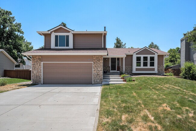 property at 7407 E Long Cir