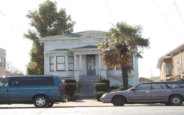 910 Central Ave in Alameda, CA - Building Photo - Building Photo