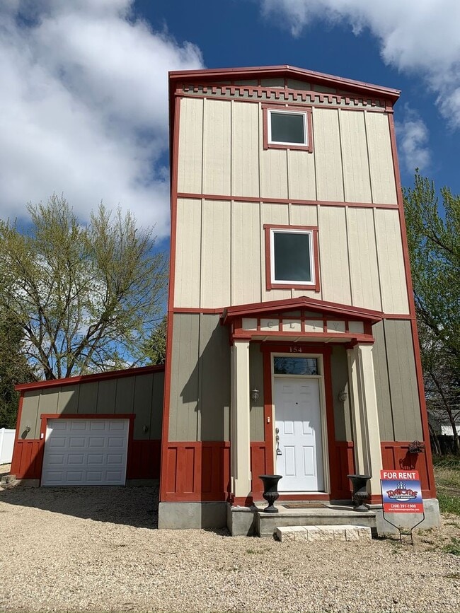 154 E Idaho St in Eagle, ID - Building Photo - Building Photo