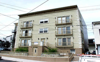 1703 Cliff St Apartments