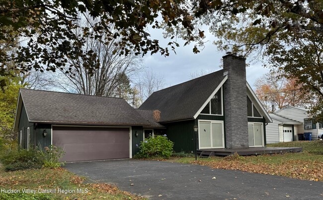 property at 21 Cramer Rd