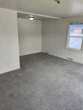 261 E 17th Ave in Eugene, OR - Building Photo - Building Photo