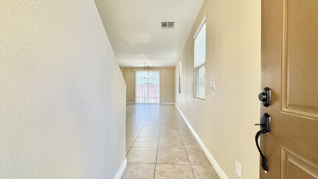 6323 Alpine Tree Ave in Las Vegas, NV - Building Photo - Building Photo