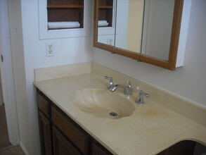 2587 Sextant Ave in Port Hueneme, CA - Building Photo - Building Photo