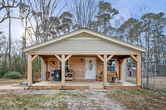 577 Dixon Rd in Willow Spring, NC - Building Photo - Building Photo