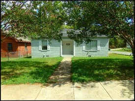 525 S Oak St in Little Rock, AR - Building Photo