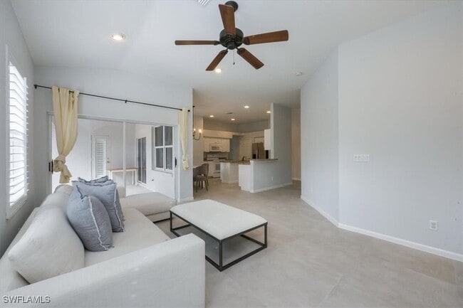 6429 Autumn Woods Blvd in Naples, FL - Building Photo - Building Photo