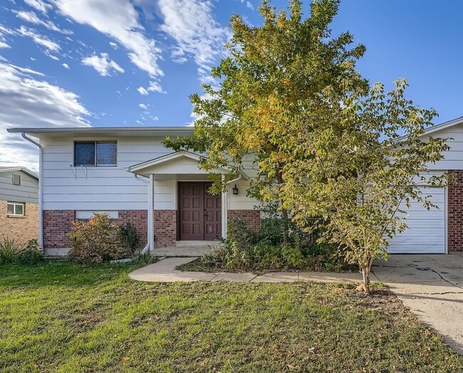16366 W 13th Pl