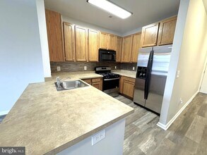 525 Highland Ests in Clementon, NJ - Building Photo - Building Photo