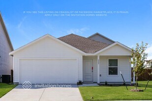 2807 Silent Wy in Crandall, TX - Building Photo