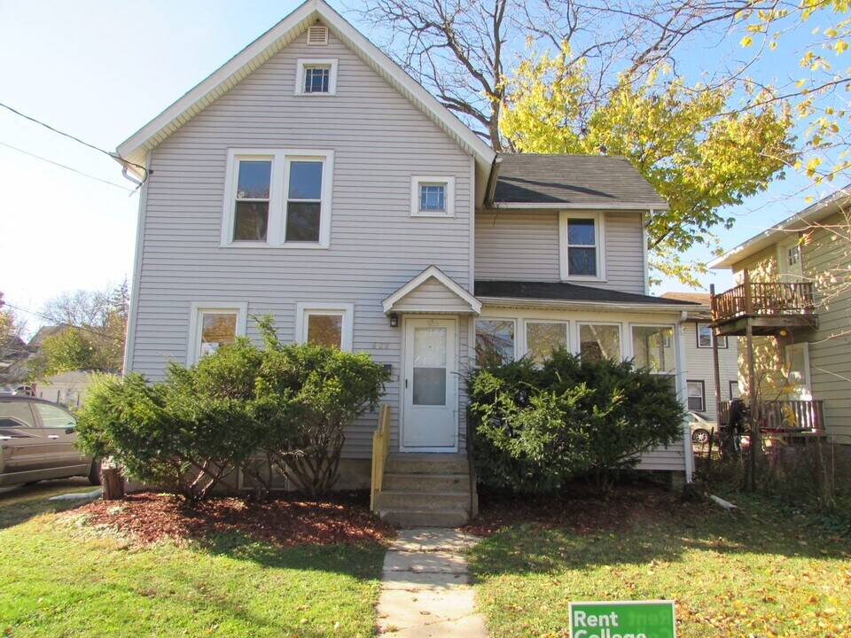 608 S Mills St in Madison, WI - Foto de edificio