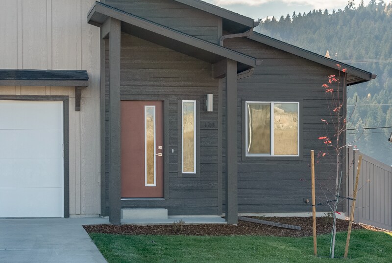 124 W View Dr in Kalispell, MT - Building Photo