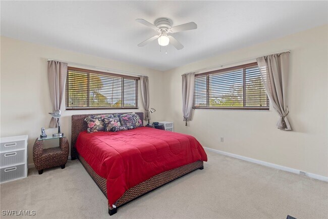 4802 Tudor Dr in Cape Coral, FL - Building Photo - Building Photo