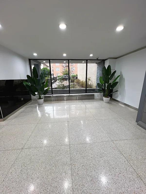 65-50 Wetherole St in Queens, NY - Building Photo - Building Photo