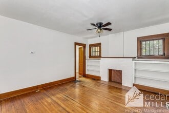 130 S Charles St in Wichita, KS - Foto de edificio - Building Photo