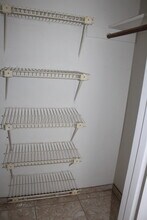 20600 NW 7th Ave, Unit 205 in Miami, FL - Building Photo - Building Photo