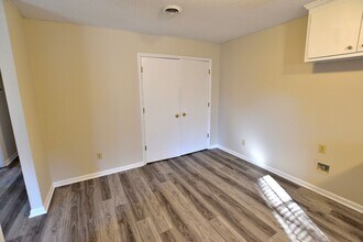 728 Salisbury Dr in Rocky Mount, NC - Building Photo - Building Photo