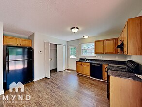 1518 Lantern Pl in Durham, NC - Foto de edificio - Building Photo