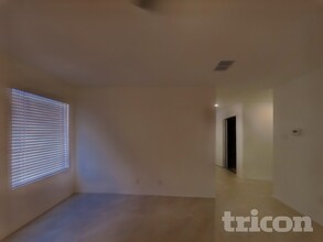 1508 Clairborne Ct in Little Elm, TX - Foto de edificio - Building Photo