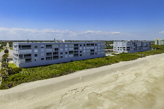 Silver Sands North & South in Satellite Beach, FL - Building Photo - Building Photo