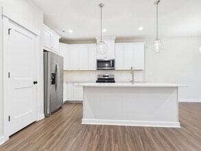 9529 Munsing Dr in Charlotte, NC - Building Photo - Building Photo