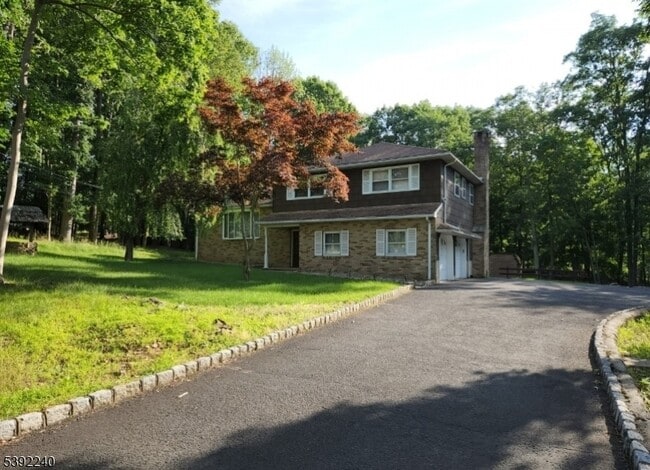 property at 11 Conklin Ln