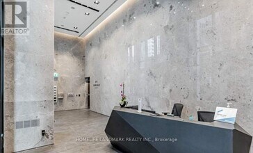 1-1901 Yorkville Ave in Toronto, ON - Building Photo - Building Photo