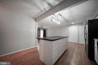 10106 Campus Way S in Largo, MD - Building Photo - Building Photo