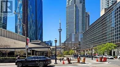 1-401 Scott St in Toronto, ON - Building Photo - Building Photo