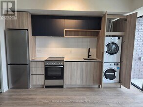 181 Sterling Rd in Toronto, ON - Building Photo - Building Photo