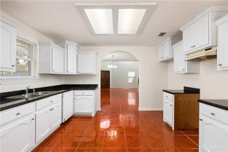 22 N 21st St in McAllen, TX - Building Photo - Building Photo