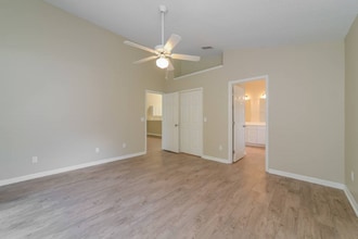 4629 Eagle Peak Dr in Kissimmee, FL - Foto de edificio - Building Photo