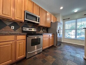 927 Hunley Dr in Virginia Beach, VA - Building Photo - Building Photo