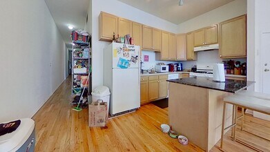 2755 N Lincoln Ave in Chicago, IL - Building Photo - Building Photo