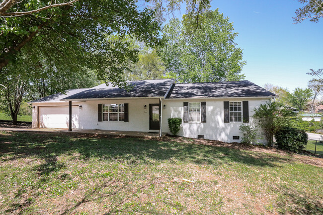 property at 703 Greenwich Dr