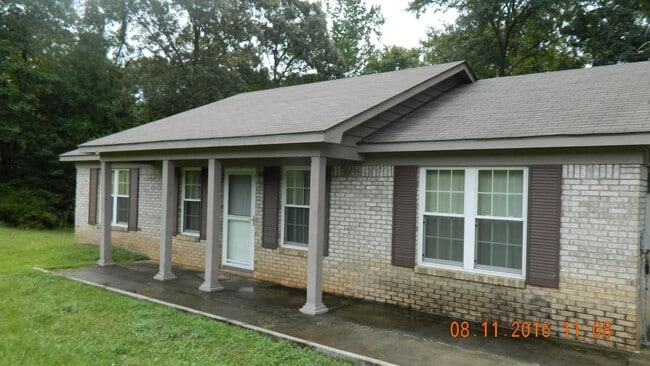 property at 476 Wagon Wheel Rd