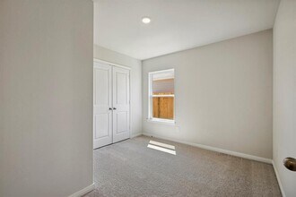 10423 Red Cardinal Dr in Cleveland, TX - Building Photo - Building Photo