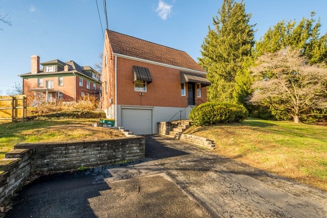 36 Garden Terrace in Pittsburgh, PA - Building Photo - Building Photo